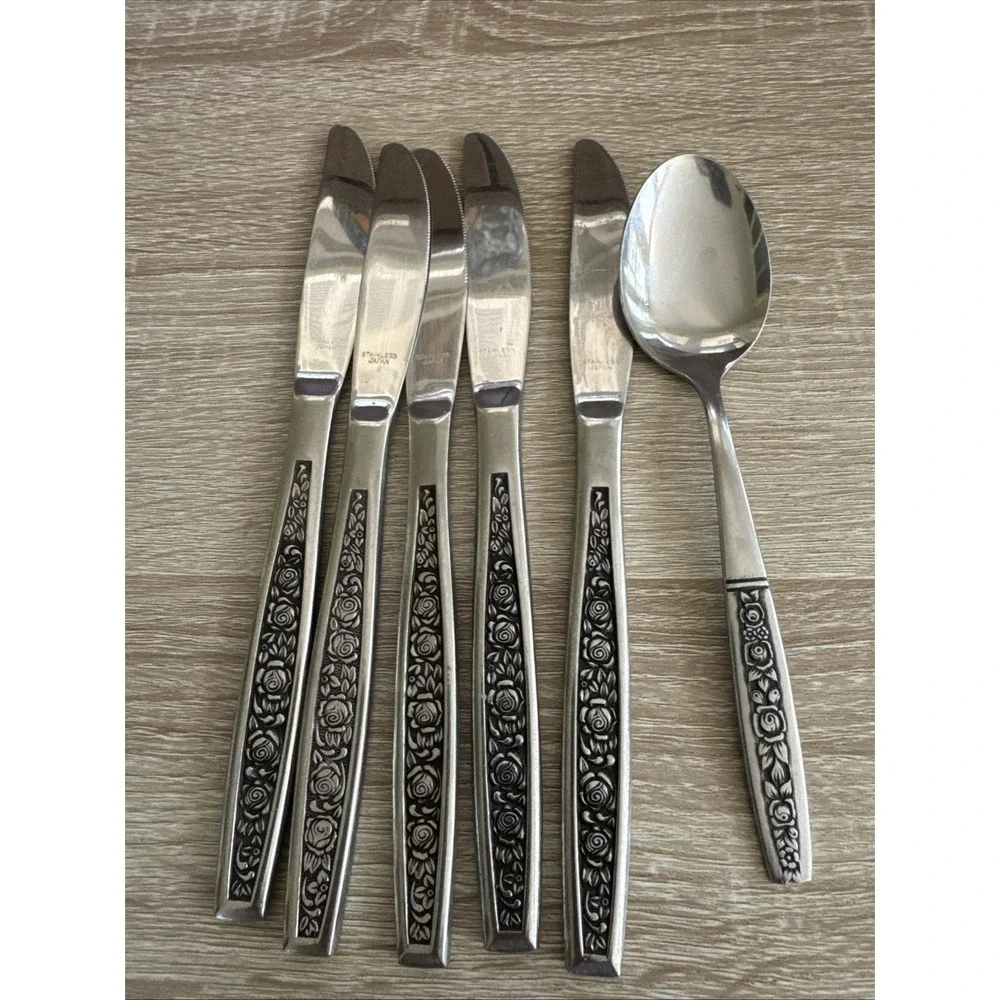 Vintage Northland Granada Rose Stainless Japan 5 Butter Knives And One Spoon